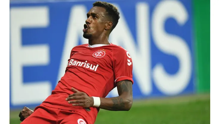 Em alta no Inter, Edenílson pode quebrar recorde pessoal no Brasileirão