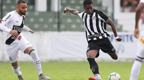 Sem chegar em acordo com o Santos, joia da base vai à Portugal para analisar proposta do Porto