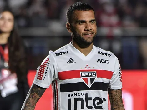 Daniel Alves abre o jogo e surpreende ao confirmar torcida para a final da Libertadores da América