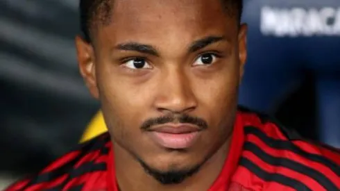 Vitinho na reserva em jogo do Flamengo