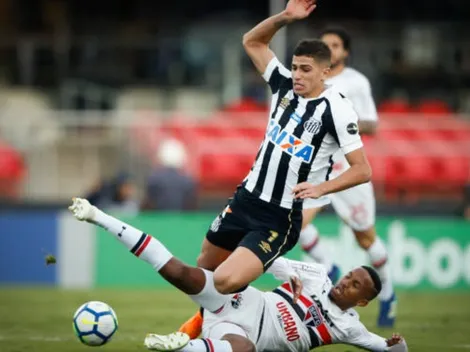 De volta à Vila: Vitor Bueno enfrenta o Santos em meio a impasse sobre o futuro