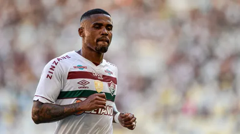 Foto: Thiago Ribeiro/AGIF - Douglas Costa não está nos planos de Mano Menezes