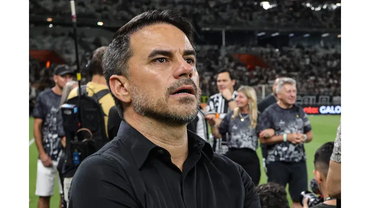 Foto: Gilson Lobo/AGIF - Rodrigo Caetano é alvo do Botafogo