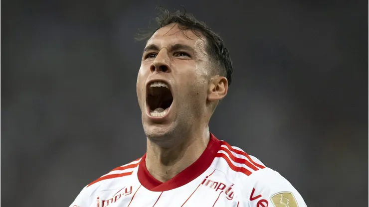 Hugo Mallo comemora gol pelo Internacional na Libertadores. Foto: Jorge Rodrigues/AGIF