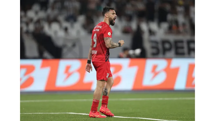 Athletico-PR duela contra o Ypiranga pela classificação na Copa do Brasil.