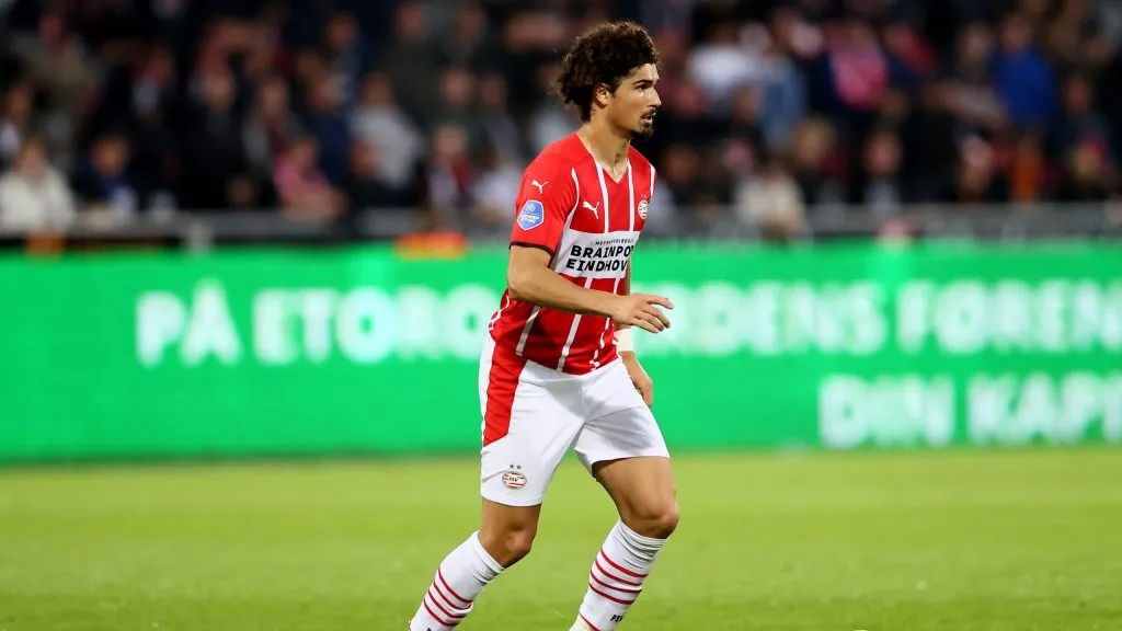 André Ramalho passou pelo PSV - Photo by Martin Rose/Getty Images.