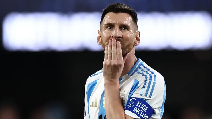 Messi em partida da Copa América 2024 (Foto: Tim Nwachukwu/Getty Images)