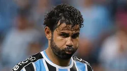 Diego Costa em ação durante jogo contra o Huachipato. Centrovante pode voltar nas oitavas da Libertadores.
