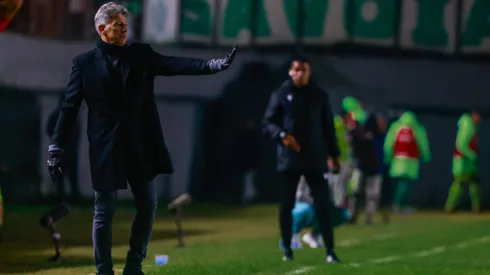 Renato Gaúcho terá de reverter desvantagem no Grêmio.