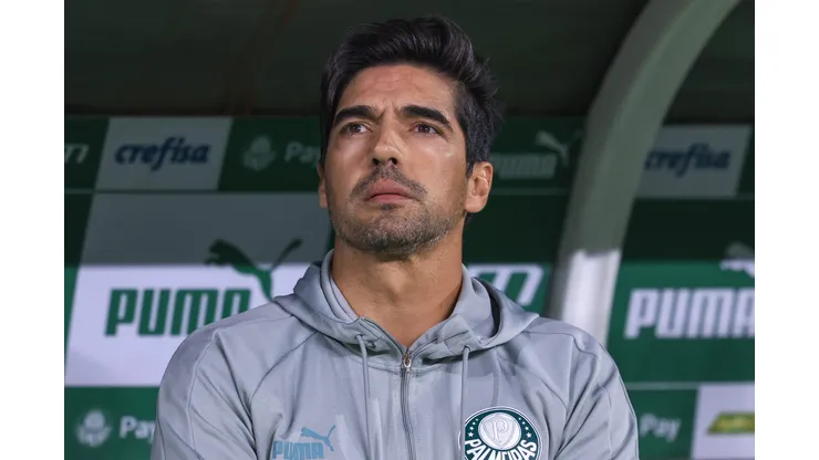 SP - SAO PAULO - 07/07/2024 - BRASILEIRO A 2024, PALMEIRAS X BAHIA - Abel Ferreira tecnico do Palmeiras durante partida contra o Bahia no estadio Arena Allianz Parque pelo campeonato Brasileiro A 2024. Foto: Marcello Zambrana/AGIF