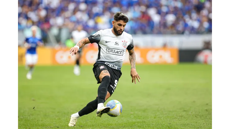 MG - BELO HORIZONTE - 07/07/2024 - BRASILEIRO A 2024, CRUZEIRO X CORINTHIANS - Yuri Alberto jogador do Corinthians durante partida contra o Cruzeiro no estadio Mineirao pelo campeonato Brasileiro A 2024. Foto: Gilson Lobo/AGIF