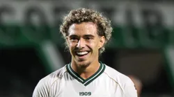 Figueiredo em ação pelo Coxa. Foto: Robson Mafra/AGIF