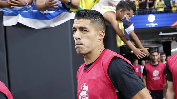 Suárez durante o aquecimento da partida. Foto: Kevork Djansezian/Getty Images