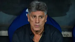 Renato Portaluppi, técnico do Grêmio, durante partida contra o Flamengo no estádio Maracanã pelo Brasileirão Série A 2024. Foto: Thiago Ribeiro/AGIF