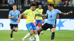 Meio-campista durante a partida contra o Uruguai. Photo by Ian Maule/Getty Images