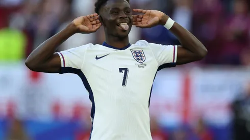 Saka da Inglaterra comemorando gol na Eurocopa. (Foto de Richard Pelham/Getty Images)