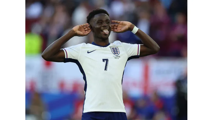 Saka da Inglaterra comemorando gol na Eurocopa. (Foto de Richard Pelham/Getty Images)