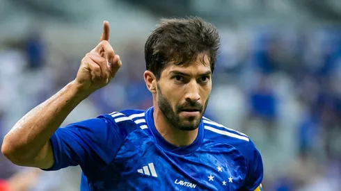 Lucas Silva em ação no Brasileirão. Foto: Fernando Moreno/AGIF