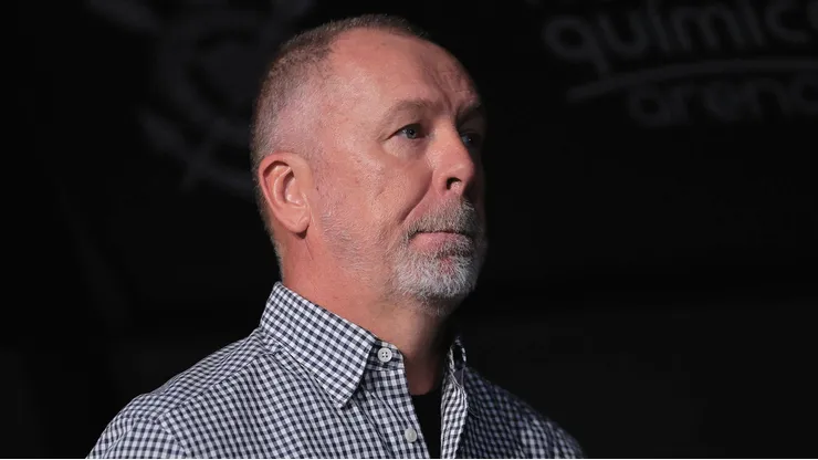 Mano Menezes tem desfalques importantes para a próxima partida
