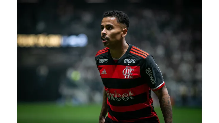 Allan jogador do Flamengo na última partida contra o Atlético-MG. Foto: Fernando Moreno/AGIF