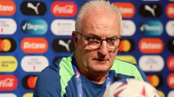 Dorival Júnior tem duelo difícil diante do Uruguai.