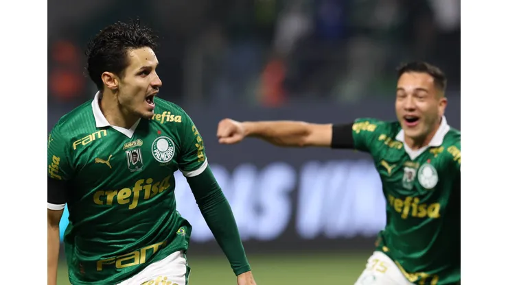 Palmeiras recebe a visita do Bahia para o confronto da 15ª rodada.