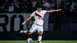 Atlético-GO e Athletico-PR se enfrentam neste domingo (07).