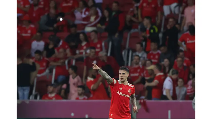Fabrício Bustos pode sair do Internacional