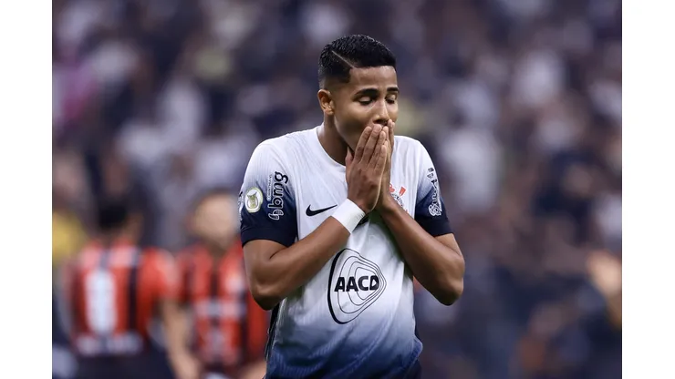Foto: Marcello Zambrana/AGIF - Wesley saiu bravo em vitória do Timão