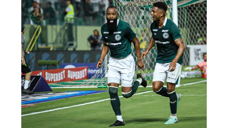 Goiás e Chapecoense duelam na 14ª rodada do Brasileirão.