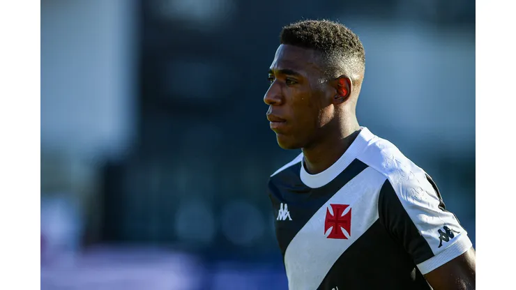 RJ - RIO DE JANEIRO - 27/04/2024 - BRASILEIRO A 2024, VASCO X CRICIUMA - Leo jogador do Vasco durante partida contra o Criciuma no estadio Sao Januario pelo campeonato Brasileiro A 2024. Foto: Thiago Ribeiro/AGIF