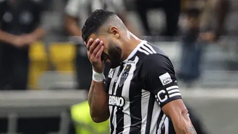Hulk faz promessa para a torcida após sofrer goleada do Flamengo