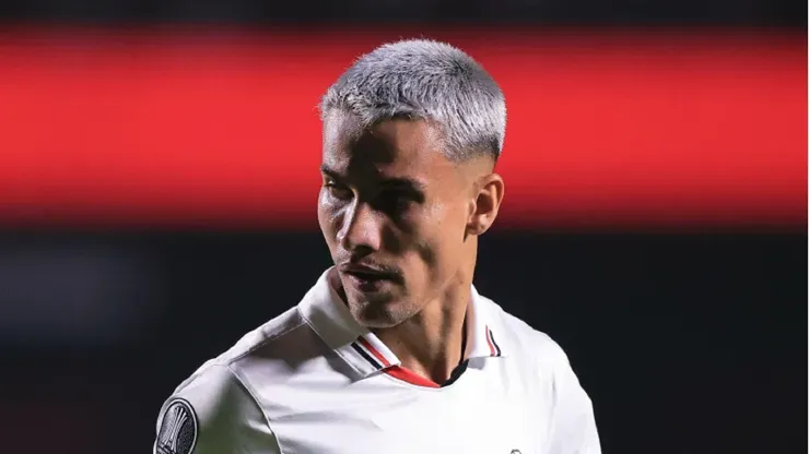 Foto: Ettore Chiereguini/AGIF - São Paulo vence Athletico-PR por 2 a 1 nesta quarta-feira (3) pelo Brasileirão Série A 2024