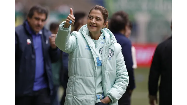 Leila Pereira do Palmeiras tomou chápeu do Flamengo