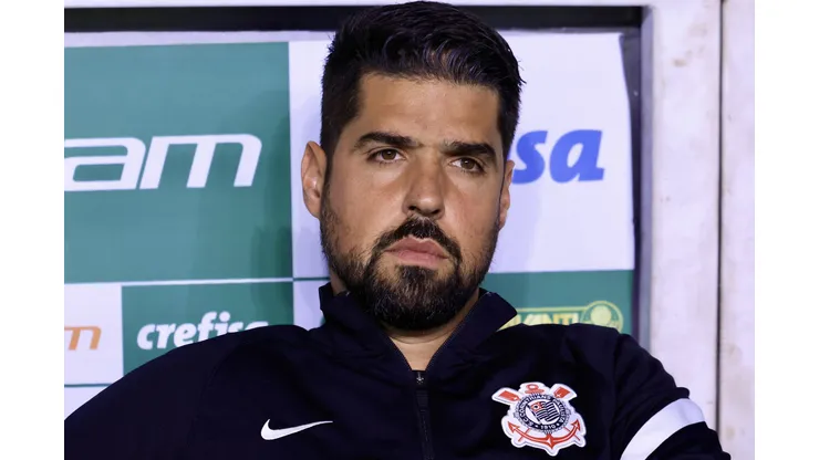 António Oliveira foi demitido no Corinthians
