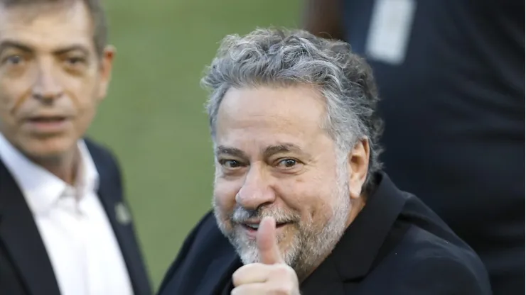 Julio Casares tem o desejo de negociar meio-campista colombiano.