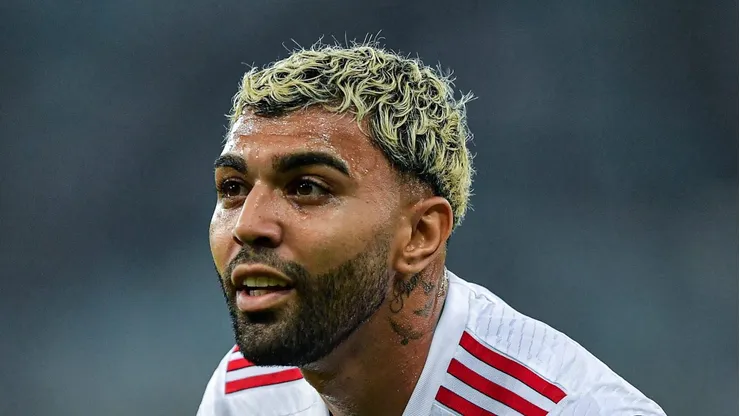 SP - RIO DE JANEIRO - 02/06/2024 - BRASILEIRO A 2024, VASCO X FLAMENGO - Gabigol jogador do Flamengo comemora seu gol durante partida contra o Vasco no estadio Maracana pelo campeonato Brasileiro A 2024.