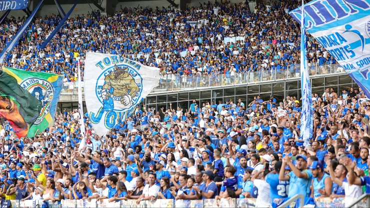 Torcida do Cruzeiro no Mineirão. Foto: Gilson Lobo/AGIF