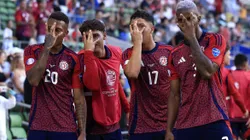 Jogadores da Costa Rica comemorando o gol contra o Paraguai (Foto: Buda Mendes/Getty Images)