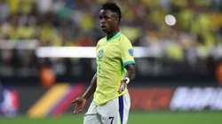 Atacante, cria do Flamengo, levou o cartão amarelo. Photo by Buda Mendes/Getty Images