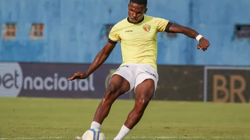 Brusque e Ponte Preta se encontram na 14ª rodada da Série B.