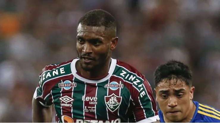 Marlon durante a final da Copa Libertadores. Zagueiro não deve renovar com o Flu.
