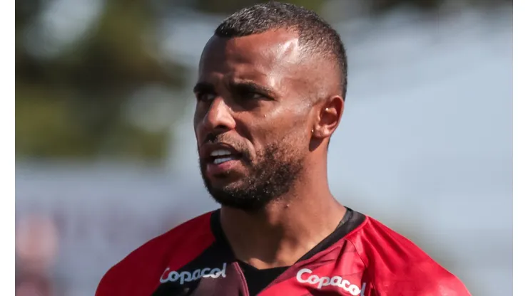 Alex Santana deve ser o primeiro reforço do Timão na próxima janela