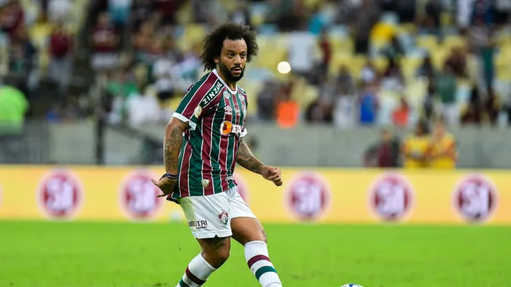 Lateral deve renovar com o Fluminense. Thiago Ribeiro/Getty Images.