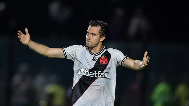 Lucas Piton e suas assistências no Vasco. Foto: Thiago Ribeiro/AGIF
