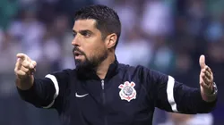 Corinthians cogita demitir António Oliveira.