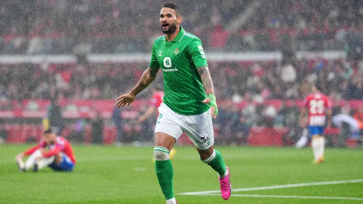Willian José comemorando gol pelo Real Betis. (Photo by Alex Caparros/Getty Images) (Photo by Alex Caparros/Getty Images)