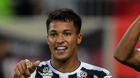 Marcos Leonardo, ex-Santos, é sonho de consumo da Nação.