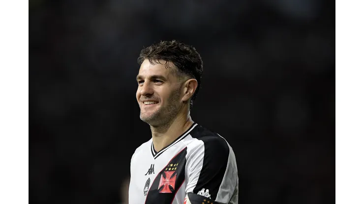 Vegetti jogador do Vasco durante partida contra o Athletico-PR. Foto: Thiago Ribeiro/AGIF