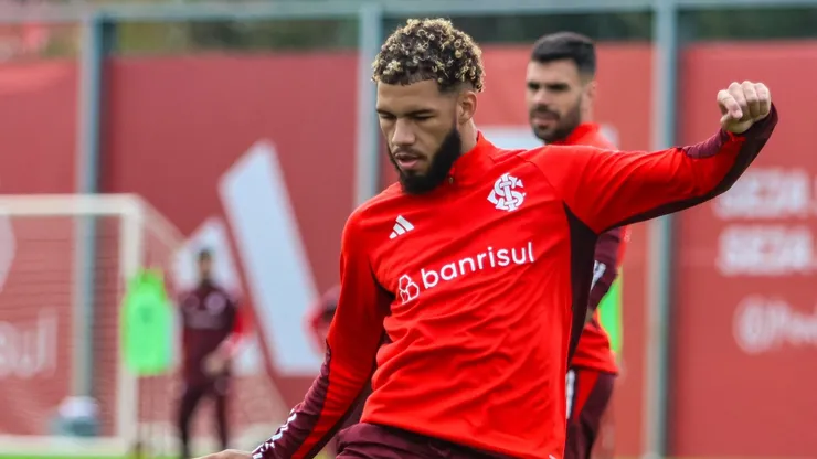 Prestes a estrear no Internacional, Nathan deixa polêmicas no passado